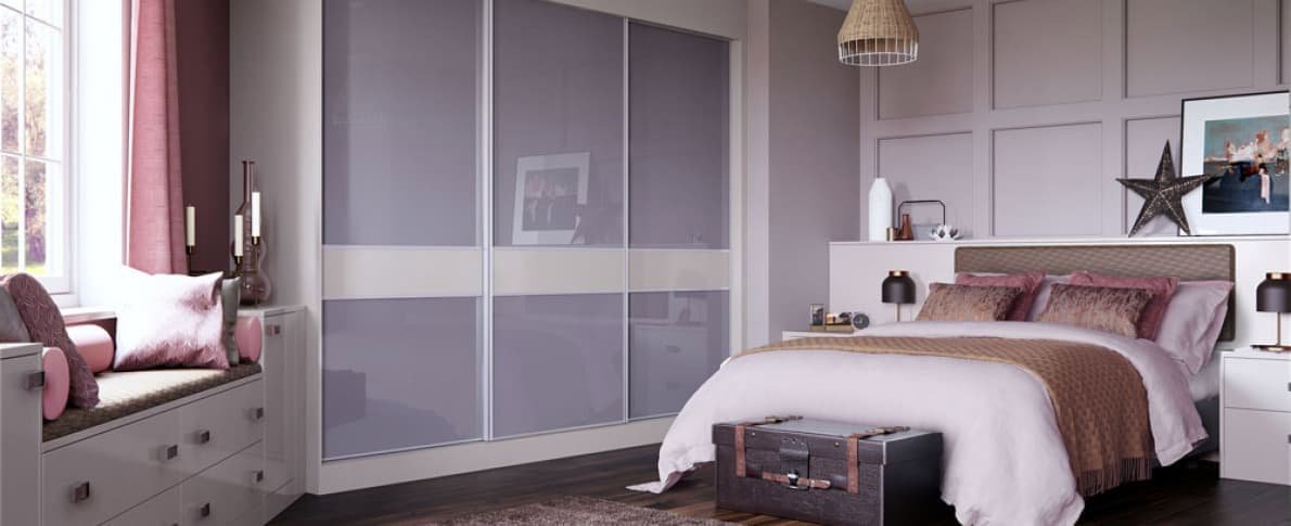 Sliding doors fitted wardrobe with glass doors